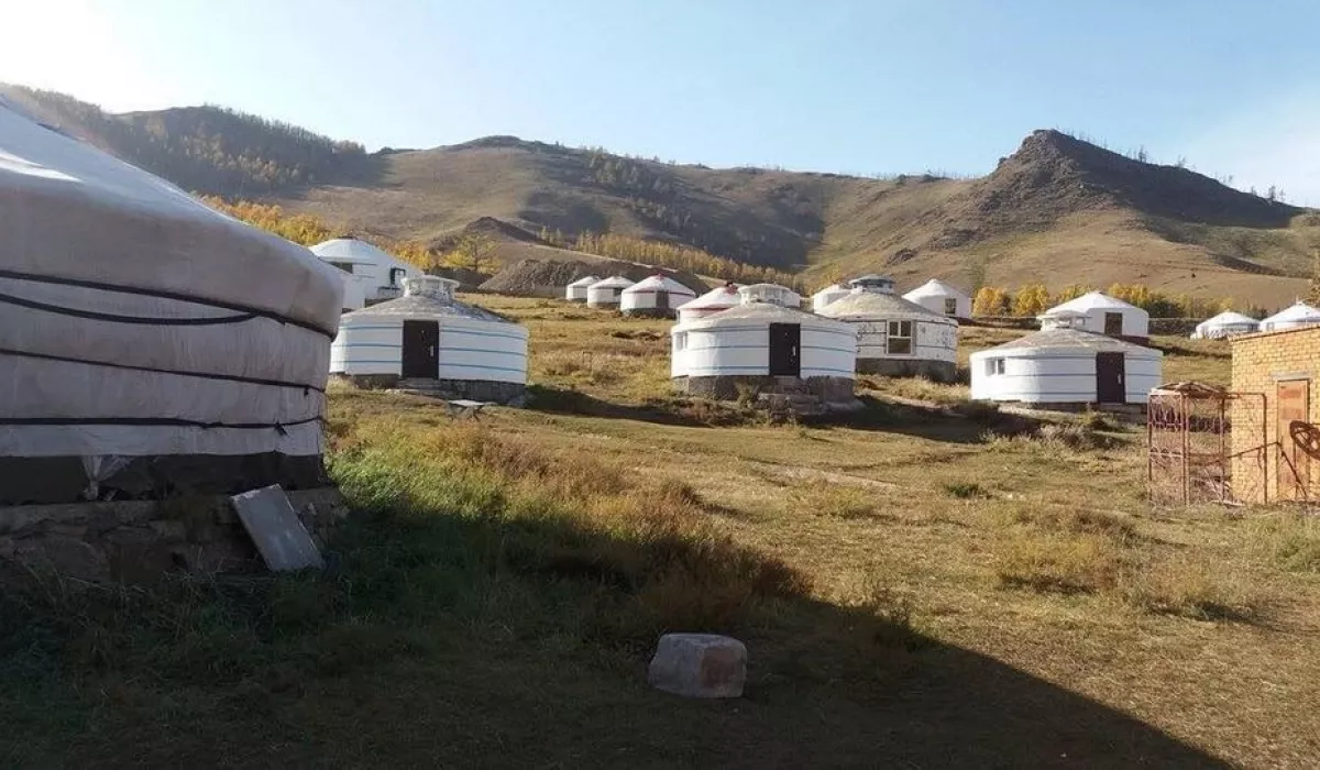 Зайсан дахь "сүнстэй" гэрүүдийг зайлуулъя