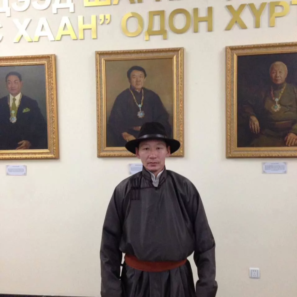 Өгийнуур сумын засаг даргын орлогч БНСУ-д ‘’харлажээ’’