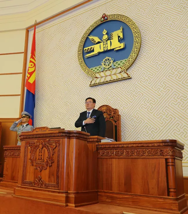 УЛСЫН ИХ ХУРЛЫН 2019 ОНЫ НАМРЫН ЭЭЛЖИТ ЧУУЛГАН НЭЭЛТЭЭ ХИЙЛЭЭ