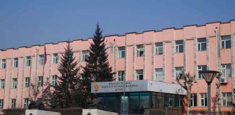 Зэвсэгт хүчний 7780, 7782-р ангийн офицерууд архидаж байгаад нэгийгээ хүндээр гэмтээжээ