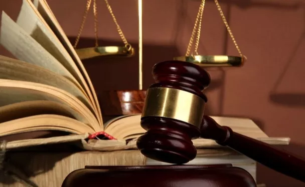 Төрийн нууц задруулахаар гадаадын тагнуултай хамтарч байсан иргэнд найман жил хорих ял оноожээ