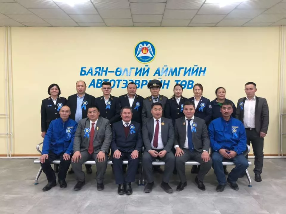 Өлгийчүүд Авто буудал техникийн оношилгооны төвтэй боллоо
