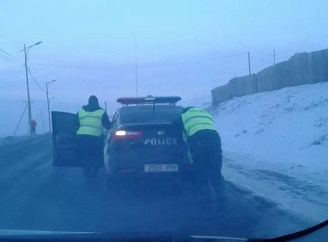  Муу төрийн сайн цагдаа            