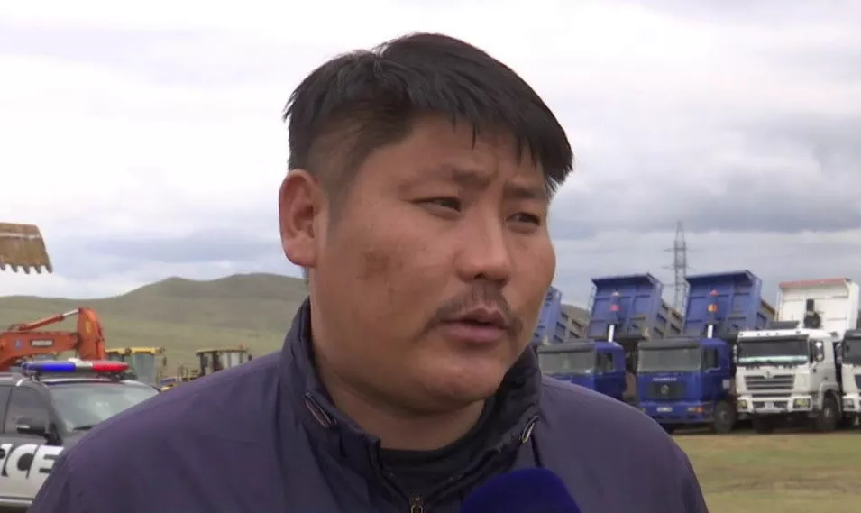 Хятадуудаас авлига авсан хэрэгт холбогдоод буй Х.Оргил-Эрдэнэд хилийн хориг тавьжээ