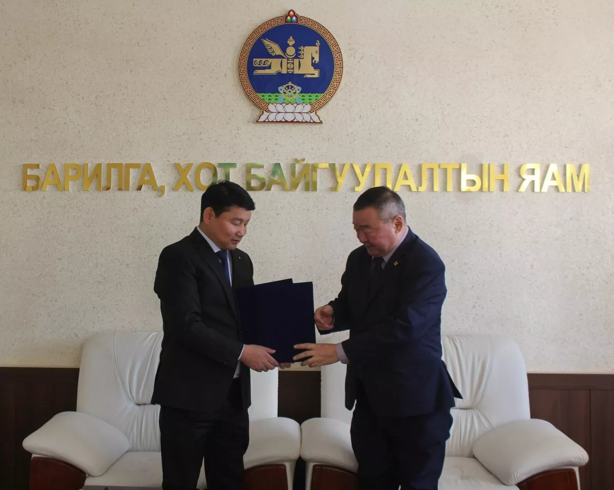 БАРИЛГЫН ХӨГЖЛИЙН ТӨВИЙН ЗАХИРАЛ ГҮЙЦЭТГЭЛИЙН ТӨЛӨВЛӨГӨӨНД ГАРЫН ҮСЭГ ЗУРЛАА