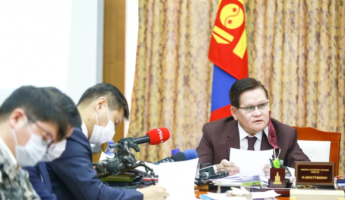 УОК-оос цагаан сар тэмдэглэхгүй байхаар шийдвэрлэлээ, эцсийн шийдвэрийг Ерөнхийлөгч гаргана