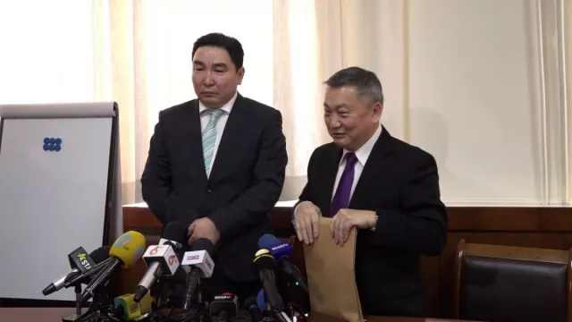 Г.Буяндорж хэлмэгдсэн үү, бусдыг ЗАЛИЛСАН УУ