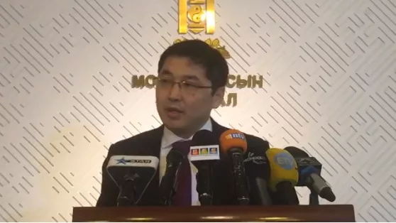 УИХ-ын гишүүн О.Баасанхүү Төрийн ордонд цаг үеийн асуудлаар мэдээлэл хийлээ.